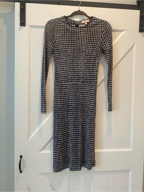 Tory Burch 100% Silk Printed Long Sleeve Dress